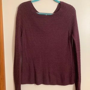 Maroon crew neck sweater